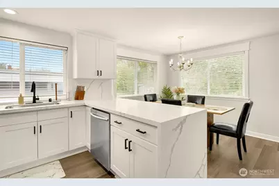 5306 26th Avenue S, Seattle, WA 98110 - Photo 7