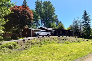1171 Ray Hicks St, Raymond, WA 98577 - Photo 3