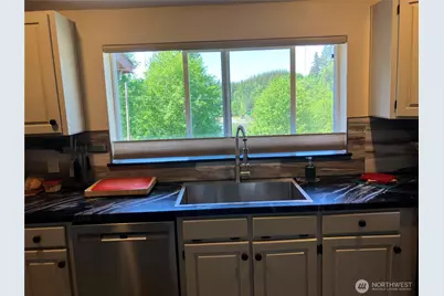 1171 Ray Hicks Street, Raymond, WA 98577 - Photo 13