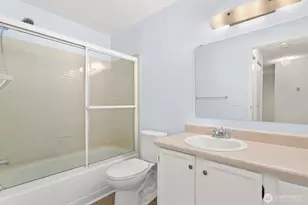 10501 8th Ave NE, Seattle, WA 98125 - Photo 9