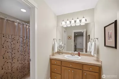 726 S 38th Court, Renton, WA 98055 - Photo 25