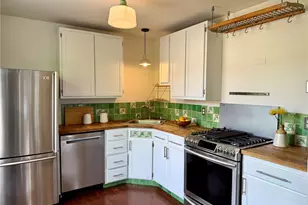 1732 15th Ave, Seattle, WA 98122 - Photo 9