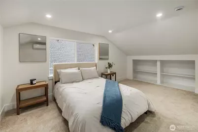 5520 Brooklyn Avenue NE, Seattle, WA 98105 - Photo 15