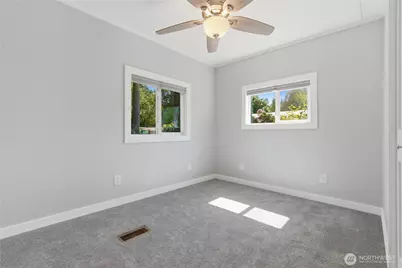 16300 NE State Hwy 305 #14, Poulsbo, WA 98370 - Photo 17