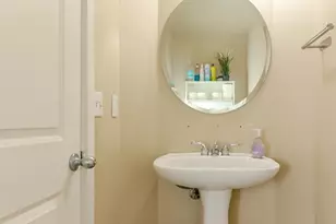 9506 10th St E, Tacoma, WA 98445 - Photo 15