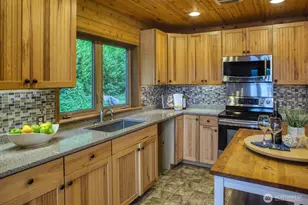 6069 Watauga Beach Dr E, Port Orchard, WA 98366 - Photo 17