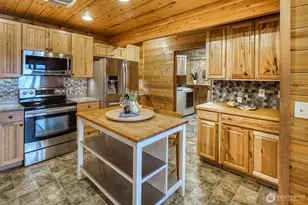 6069 Watauga Beach Dr E, Port Orchard, WA 98366 - Photo 21