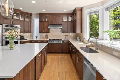 21355 NE 2nd Court, Sammamish, WA 98074 - Photo 13