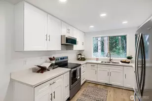 3929 Hoffman Ct SE, Olympia, WA 98501 - Photo 9