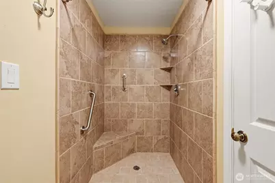 1837 F Street SE #2, Auburn, WA 98002 - Photo 19
