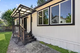 9506 204th Ave E, Bonney Lake, WA 98391 - Photo 3