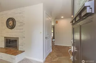 11215 SE 284th St, Auburn, WA 98092 - Photo 5