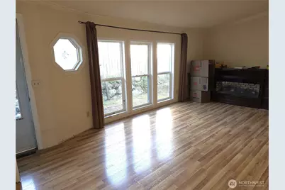 2421 S 370th Place #63, Federal Way, WA 98003 - Photo 5