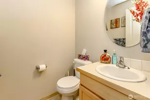 1924 S 240th St, Des Moines, WA 98198 - Photo 21