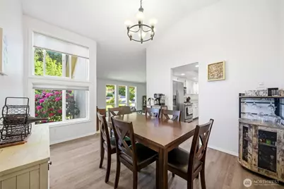 2213 NE Parkview Drive, Vancouver, WA 98686 - Photo 11