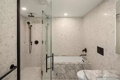 300 Virginia Street #1113, Seattle, WA 98121 - Photo 17