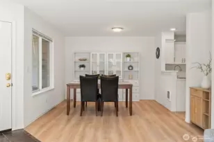 9210 Market Pl, Lake Stevens, WA 98258 - Photo 13