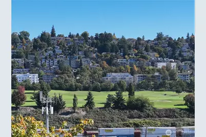 2562 Thorndyke Avenue W #405, Seattle, WA 98199 - Photo 23