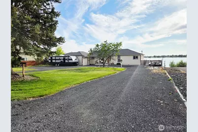 2360 Elgin Road NE, Moses Lake, WA 98837 - Photo 3
