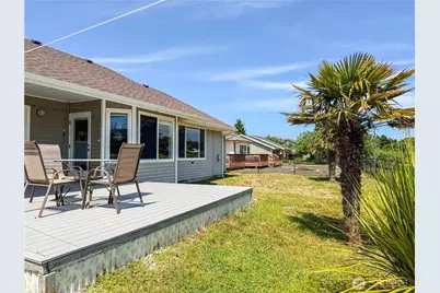 526 Canal Drive NE, Ocean Shores, WA 98569 - Photo 27
