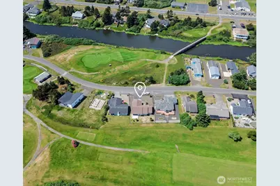 526 Canal Drive NE, Ocean Shores, WA 98569 - Photo 3