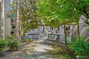700 Front St S, Issaquah, WA 98027 - Photo 1