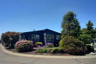 298 Holly Dr, Enumclaw, WA 98022 - Photo 3