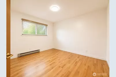 19001 Wallingford Ave N, Shoreline, WA 98133 - Photo 9