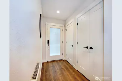 1605 S Washington Street #F, Seattle, WA 98144 - Photo 17