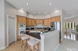 30809 36th Ct SW, Federal Way, WA 98023 - Photo 17