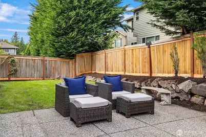 914 272nd Place SE, Sammamish, WA 98075 - Photo 29