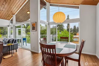 5249 40th Avenue NE #404, Seattle, WA 98105 - Photo 7