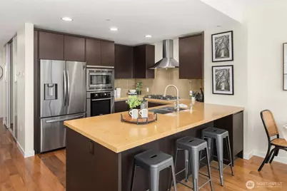 10000 Main Street #212, Bellevue, WA 98004 - Photo 11