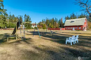 1992 Virginia Ave, Coupeville, WA 98239 - Photo 37