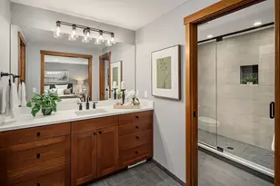 12833 NE 35th Pl, Bellevue, WA 98005 - Photo 13