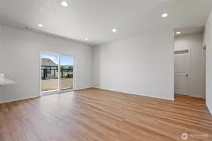 301 Poplar St NE, Royal City, WA 99357 - Photo 5