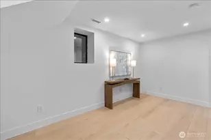 4011 SW Maryland Pl, Seattle, WA 98116 - Photo 21