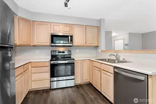 641 W Horton, Bellingham, WA 98226 - Photo 13