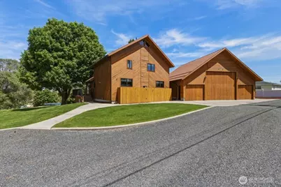 301 SW West Street, Wilbur, WA 99185 - Photo 1
