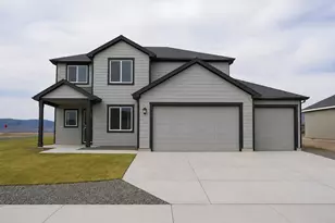 592 Karen Ave, Royal City, WA 99357 - Photo 1