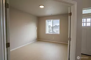 592 Karen Ave, Royal City, WA 99357 - Photo 3