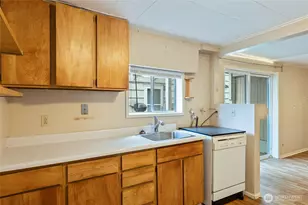 6737 Sycamore Ave NW, Seattle, WA 98117 - Photo 19