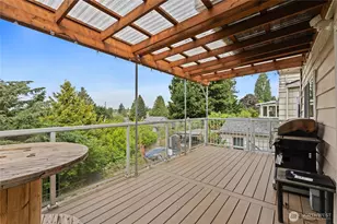 6737 Sycamore Ave NW, Seattle, WA 98117 - Photo 27