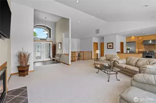 1106 184th Ave Ct E, Lake Tapps, WA 98391 - Photo 5