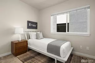 1810 NW 85th St, Seattle, WA 98117 - Photo 15