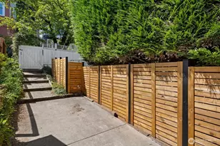 2580 5th Ave W, Seattle, WA 98119 - Photo 31