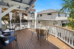 2580 5th Ave W, Seattle, WA 98119 - Photo 11