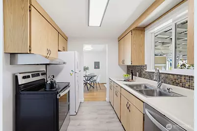 16170 120th Avenue SE, Renton, WA 98058 - Photo 11
