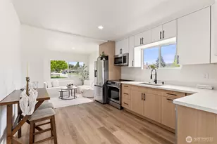 139 N Lenore Ave, Arlington, WA 98223 - Photo 9