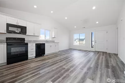 211 Poplar Street NE, Royal City, WA 99357 - Photo 5